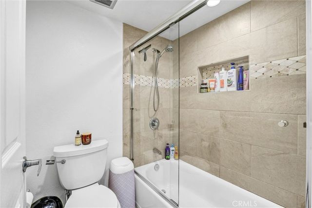 5500 Owensmouth Ave 122, Woodland Hills, CA 91367
