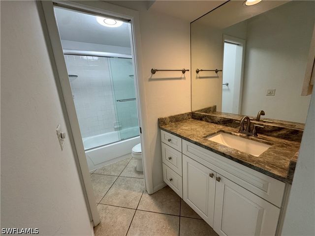604 102nd AVE N, Naples, FL 34108