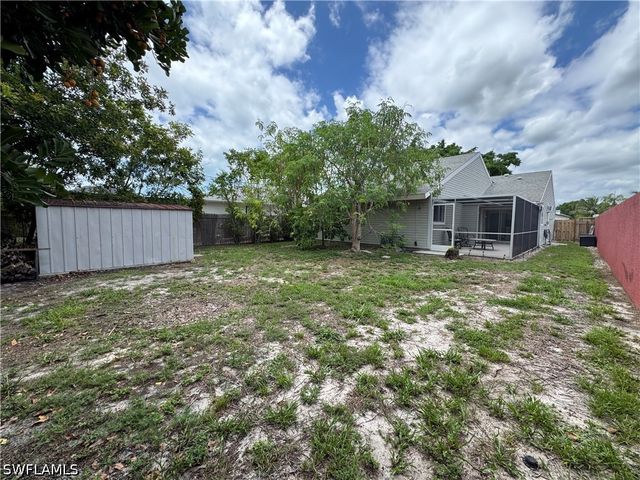 604 102nd AVE N, Naples, FL 34108