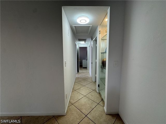 604 102nd AVE N, Naples, FL 34108