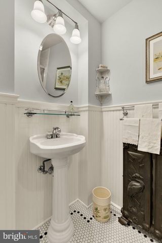 1137 FAIRMONT ST NW, Washington, DC 20009