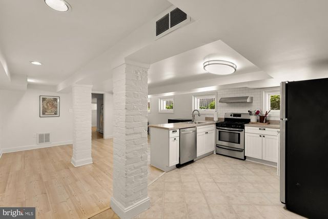 1137 FAIRMONT ST NW, Washington, DC 20009