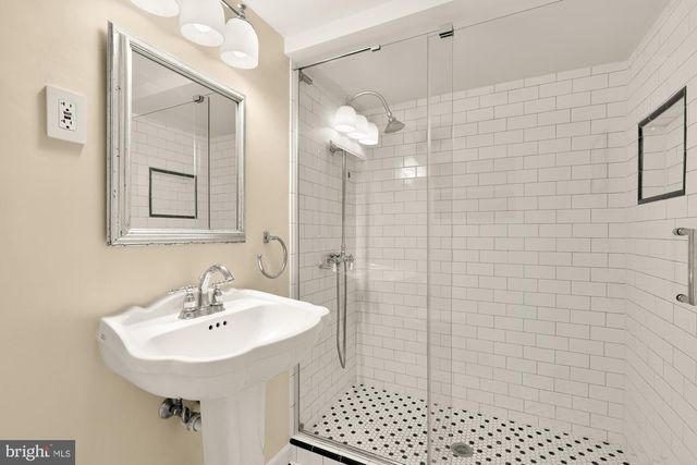 1137 FAIRMONT ST NW, Washington, DC 20009