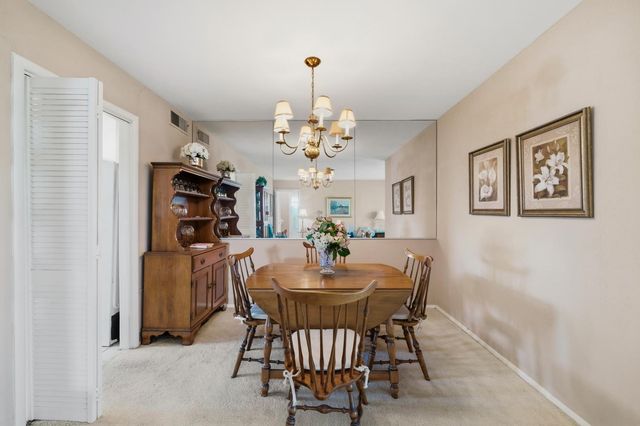 2116 Menefee Street, Arlington, TX 76010