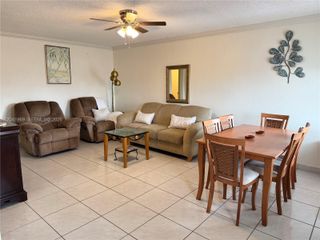 920 SW 11th Ave 11, Hallandale Beach, FL 33009