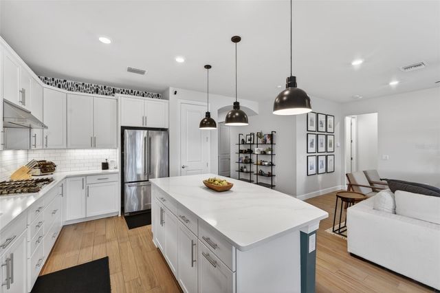 5737 BAY PINE WAY, Sarasota, FL 34238