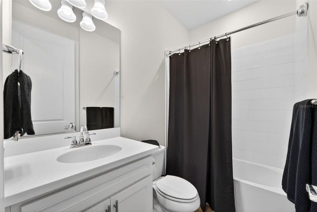 5737 BAY PINE WAY, Sarasota, FL 34238