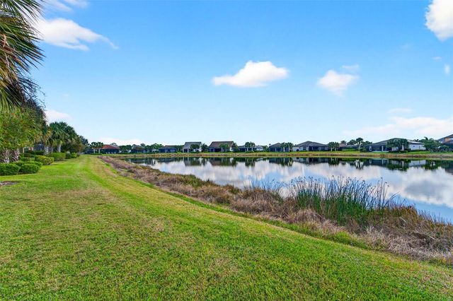 5737 BAY PINE WAY, Sarasota, FL 34238