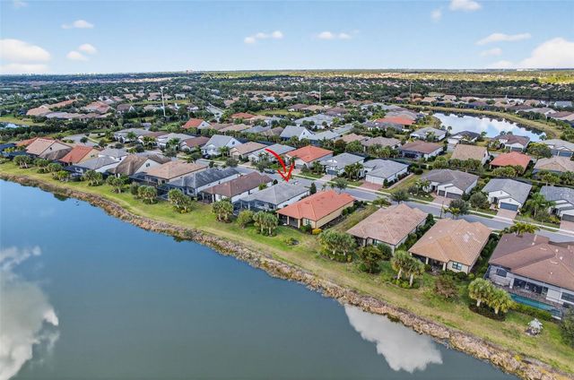 5737 BAY PINE WAY, Sarasota, FL 34238