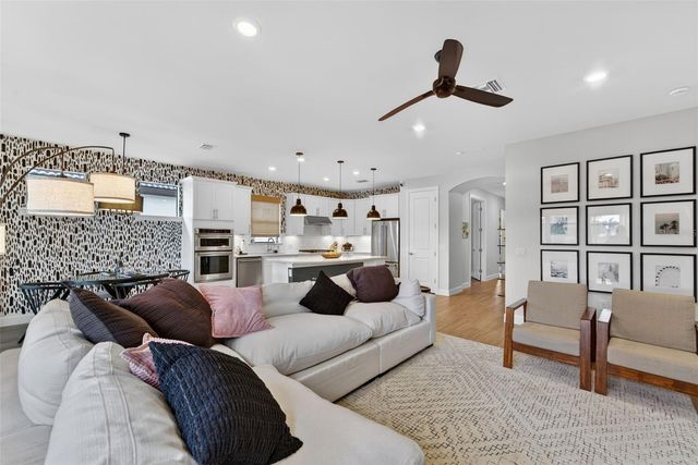 5737 BAY PINE WAY, Sarasota, FL 34238