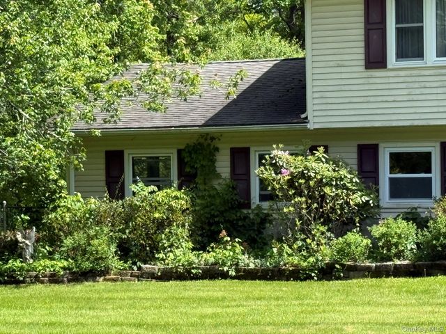 1661 Little Britain Road 3, Rock Tavern, NY 12575
