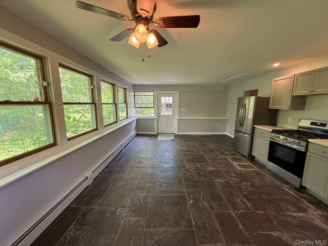 1661 Little Britain Road 3, Rock Tavern, NY 12575