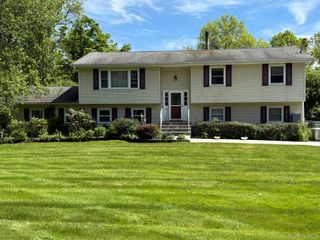 1661 Little Britain Road 3, Rock Tavern, NY 12575