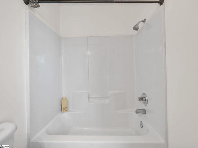 630 Kneewood Court, Boiling Springs, SC 29316