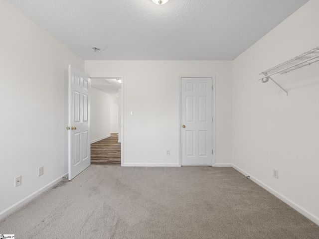 630 Kneewood Court, Boiling Springs, SC 29316