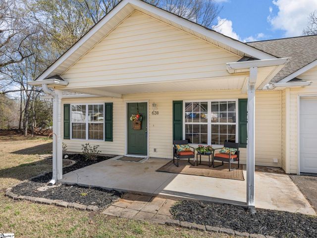 630 Kneewood Court, Boiling Springs, SC 29316