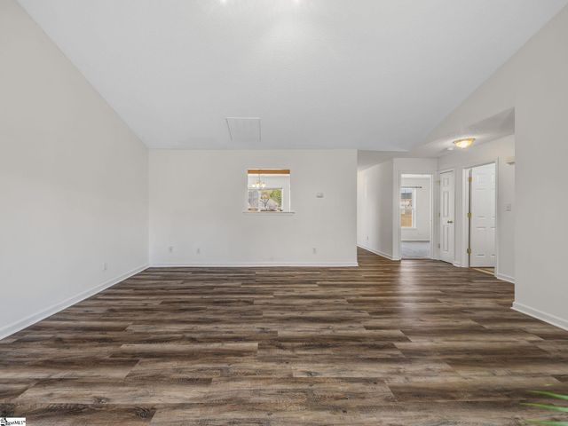 630 Kneewood Court, Boiling Springs, SC 29316