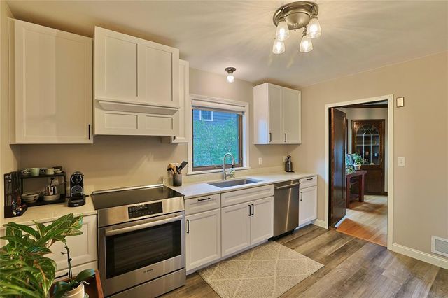 1627 Rust Street, Eau Claire, WI 54701