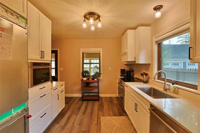 1627 Rust Street, Eau Claire, WI 54701