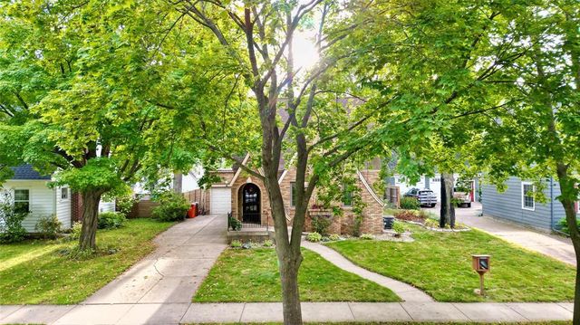 1627 Rust Street, Eau Claire, WI 54701