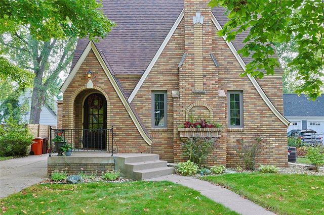1627 Rust Street, Eau Claire, WI 54701