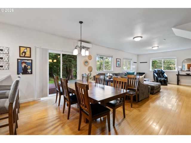 6040 Brickyard Rd, Tillamook, OR 97141