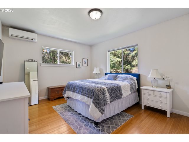 6040 Brickyard Rd, Tillamook, OR 97141