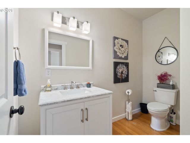 6040 Brickyard Rd, Tillamook, OR 97141