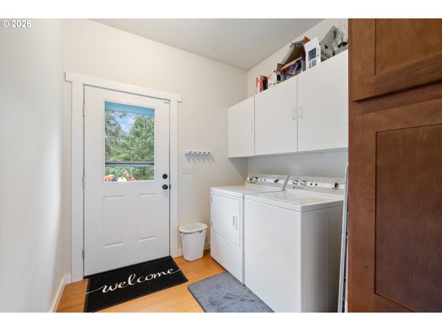 6040 Brickyard Rd, Tillamook, OR 97141