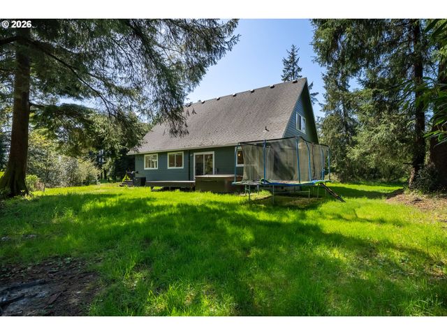 6040 Brickyard Rd, Tillamook, OR 97141