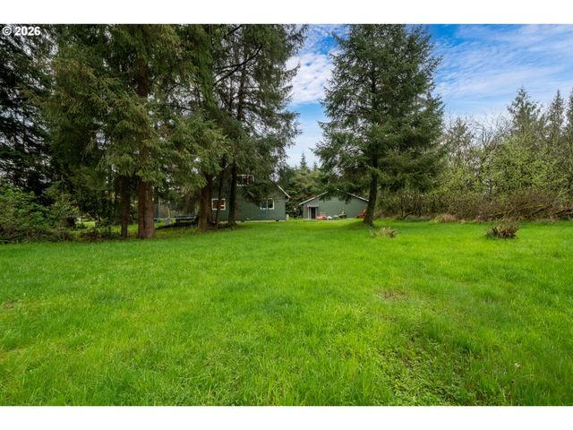 6040 Brickyard Rd, Tillamook, OR 97141
