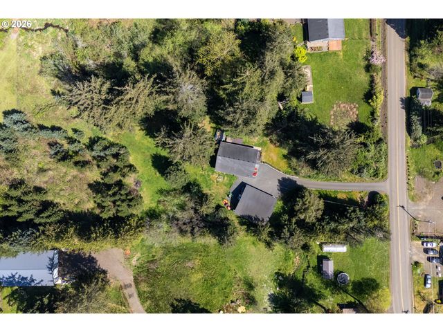 6040 Brickyard Rd, Tillamook, OR 97141