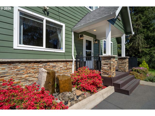 6040 Brickyard Rd, Tillamook, OR 97141