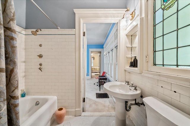 1520 CENTRAL AVE, Memphis, TN 38104