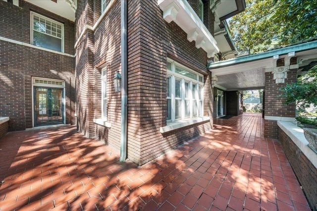 1520 CENTRAL AVE, Memphis, TN 38104