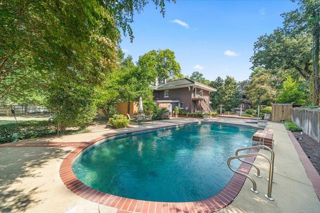 1520 CENTRAL AVE, Memphis, TN 38104