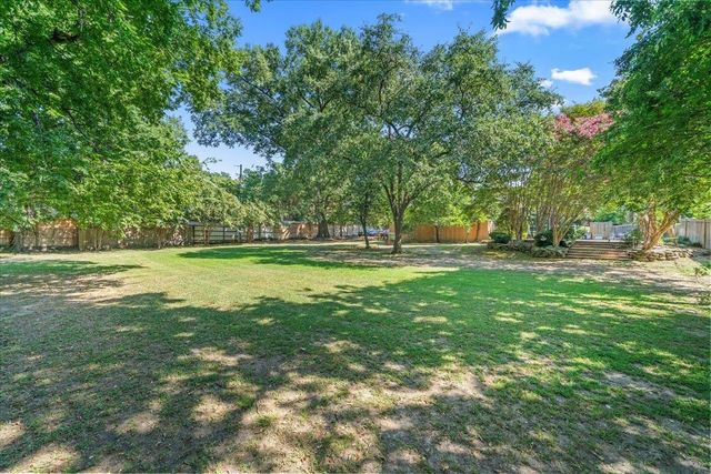 1520 CENTRAL AVE, Memphis, TN 38104