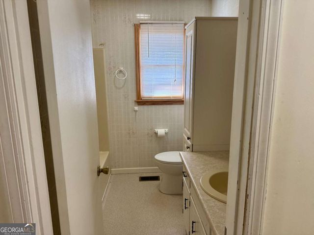 201 Edmondson Drive, Dahlonega, GA 30533