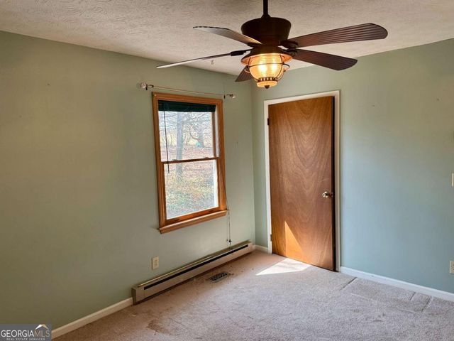 201 Edmondson Drive, Dahlonega, GA 30533