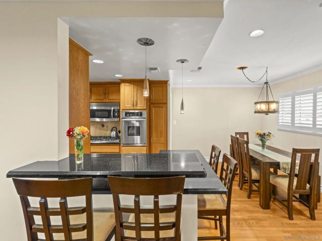 672 Brockwood Dr., El Cajon, CA 92021