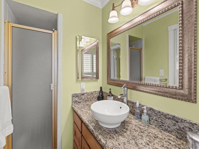 672 Brockwood Dr., El Cajon, CA 92021
