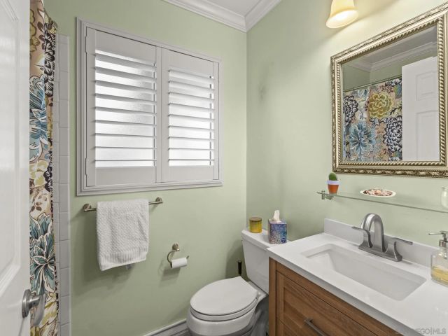 672 Brockwood Dr., El Cajon, CA 92021