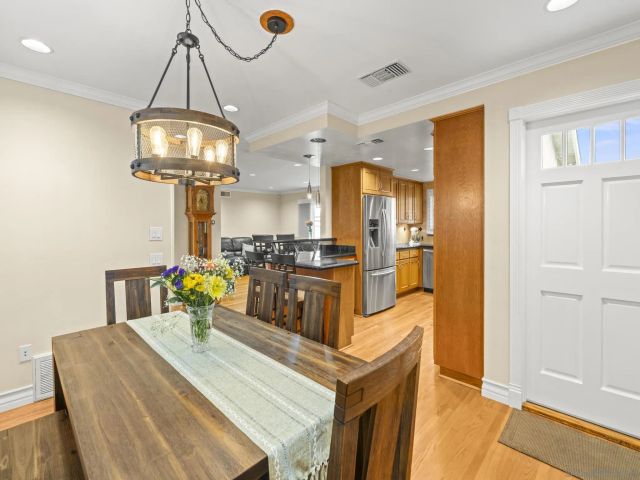 672 Brockwood Dr., El Cajon, CA 92021