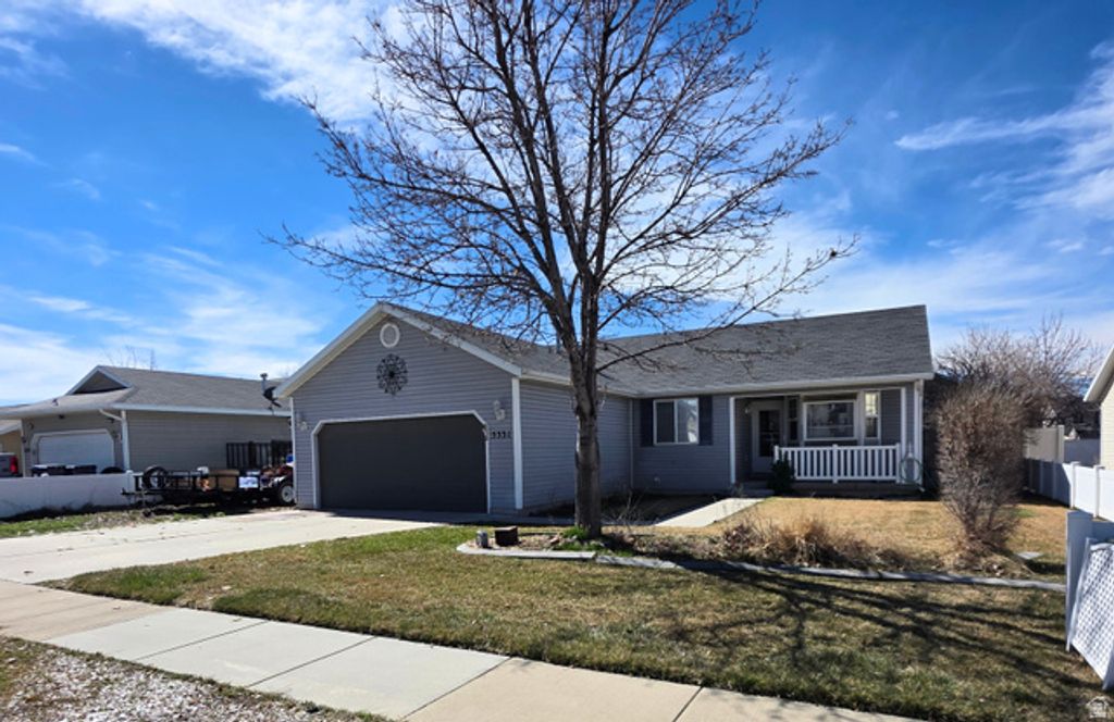 5331 S 4150 W, Roy, UT 84067