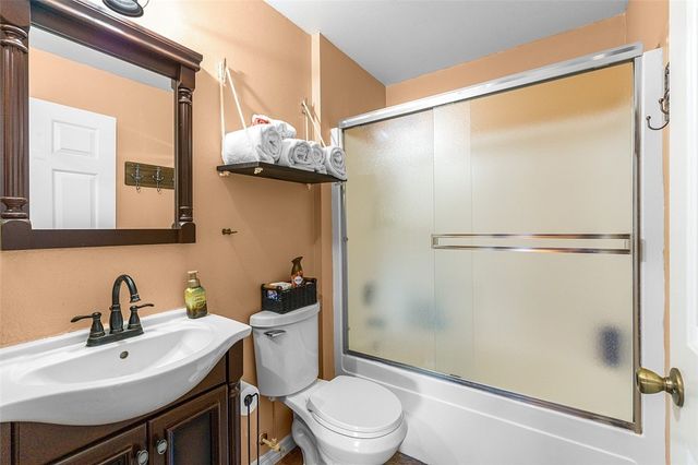 9880 86th Street, Vero Beach, FL 32967