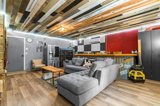 9880 86th Street, Vero Beach, FL 32967