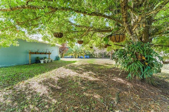 9880 86th Street, Vero Beach, FL 32967