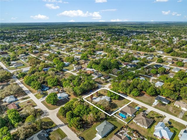 9880 86th Street, Vero Beach, FL 32967