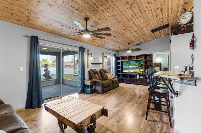 9880 86th Street, Vero Beach, FL 32967