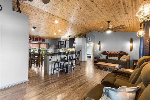 9880 86th Street, Vero Beach, FL 32967